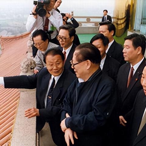 电影出现过哪些奔驰