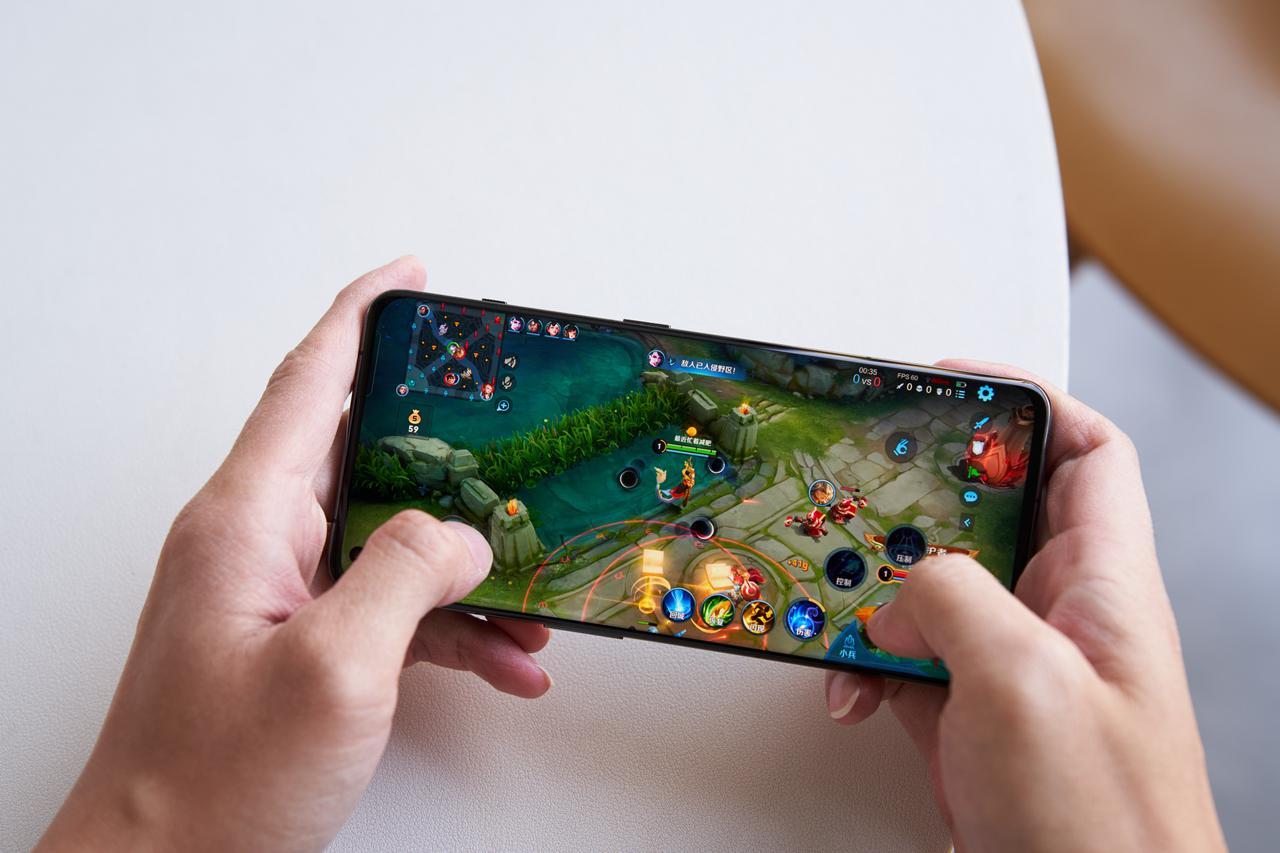 原神中史莱姆凝胶怎么获得（7和荣耀V40选择哪款会更稳一点）