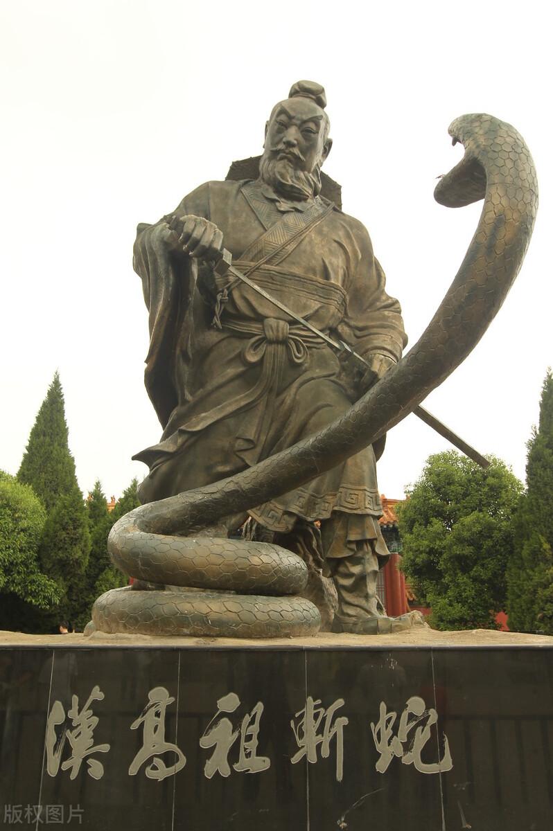 姓吕的宝宝怎么起名（名字中六画的姓有什么）