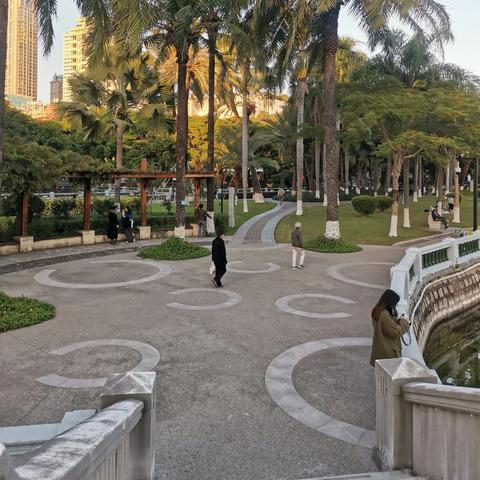 中山公园厦门美食的相关长尾关键词有哪些