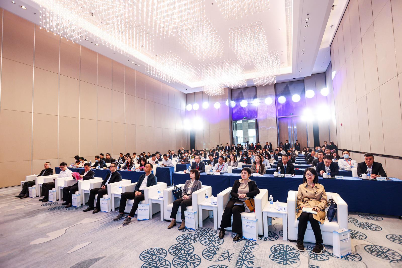 华福证券投行业务连收罚单 子公司重仓股连跌三年