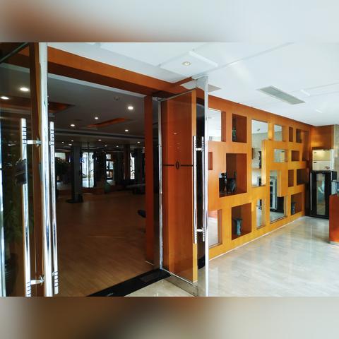 成都市世纪城哪里人多