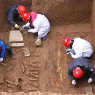 西安乘地铁需要什么步骤？