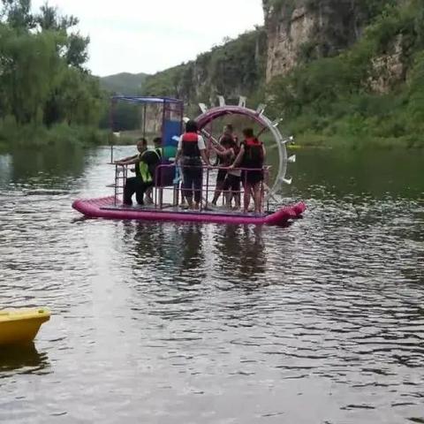 保定市秋季花海在哪里