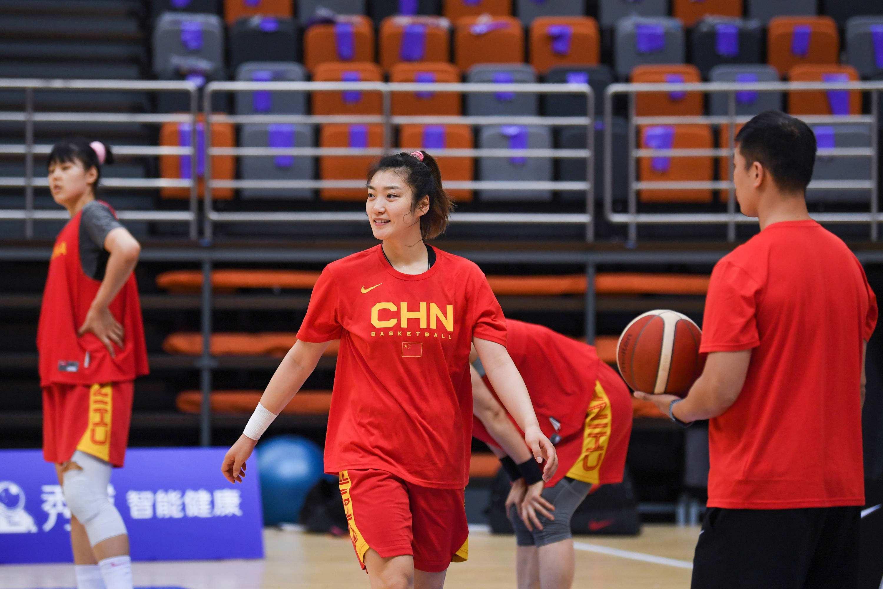 日本独立站收款(你第一次去夜店时)