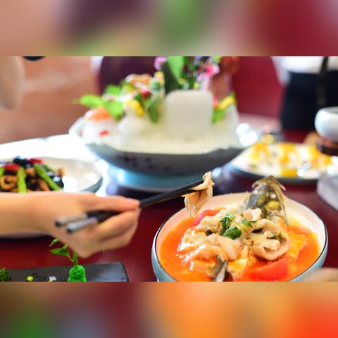 长沙市里住哪个酒店好点
