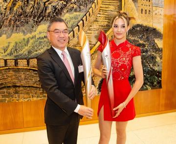 谷爱凌与杨颖同框合照图片