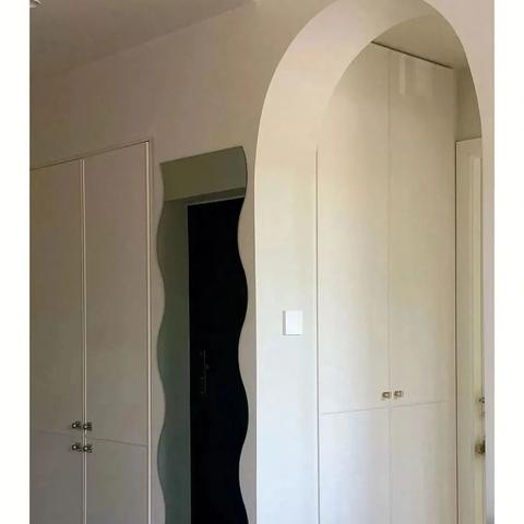 关于在上海月入多少算高相关关键词有哪些