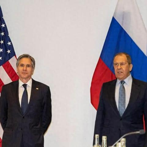 美国足球明星总资产多少