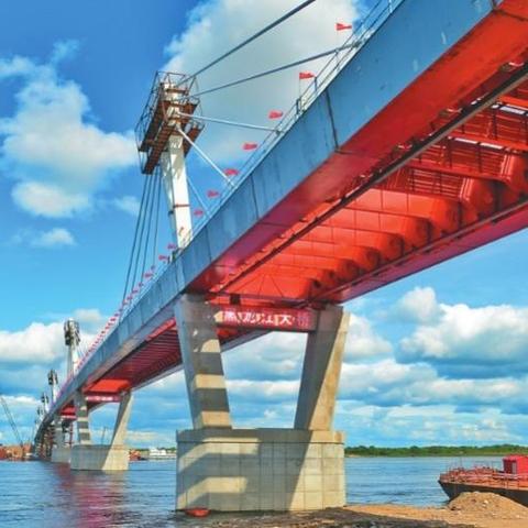 中俄跨境大桥建了多久