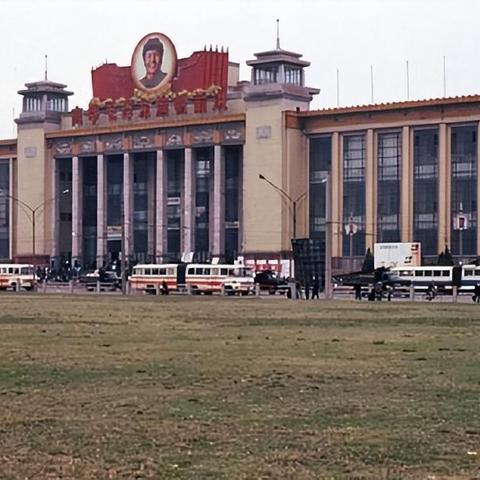 哈尔滨名人府邸户型相关长尾关键词有哪些