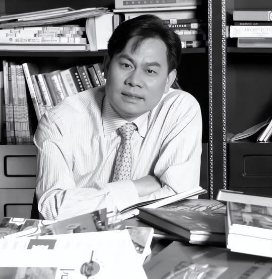 丽水首富黄巧灵：29岁辞职，借2000元创业，建宋城帝国身家165亿