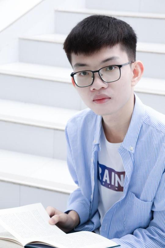 本科发表sci封面论文！湖南大学男神学霸：成果关于芯片散热，有重要应用价值！