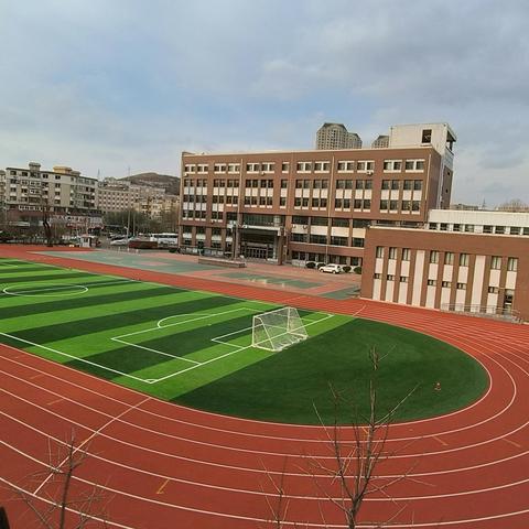 大连市哪个初中有宿舍