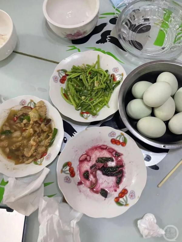 鼠宝宝姓胡怎么起名(有什么顺耳的歌曲推荐)