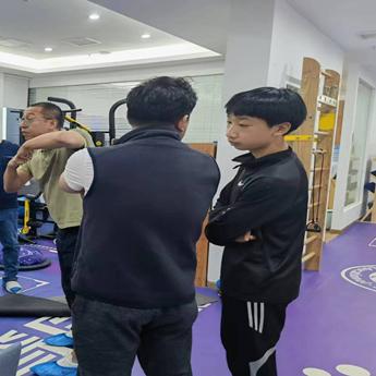 武汉汉马开跑时间？