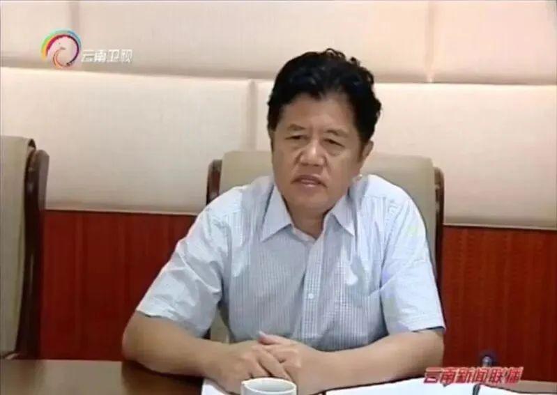虎宝宝男孩起名黄毅怎么样（曾卓君在拳皇97这个游戏上处于一个什么水平）