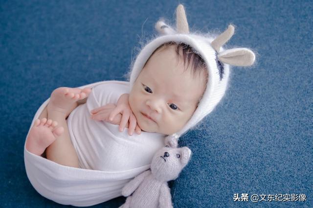 出生一个月宝宝怎么照顾