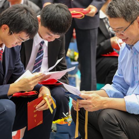 南宁市龙岗中学怎么样
