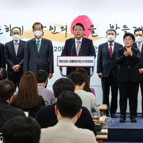 韩国铁路工会称将按原计划于周四举行总罢工