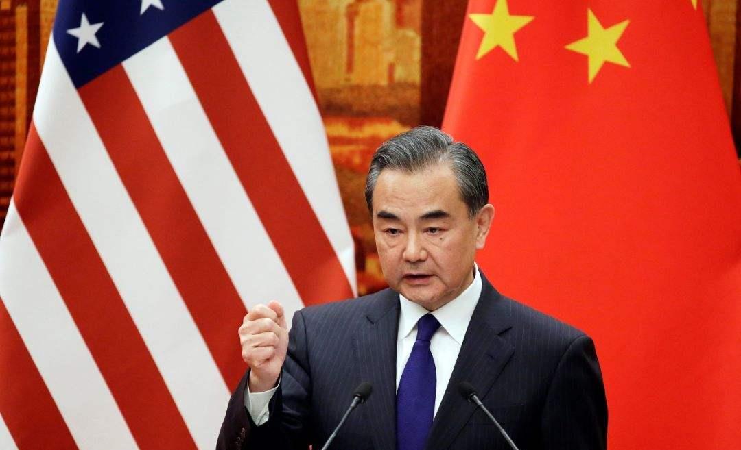 华尔街用一个词来预测2026年：“岌岌可危”