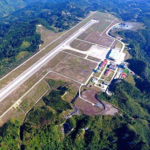 桂林飞机场春节对联横批相关长尾关键词有哪些