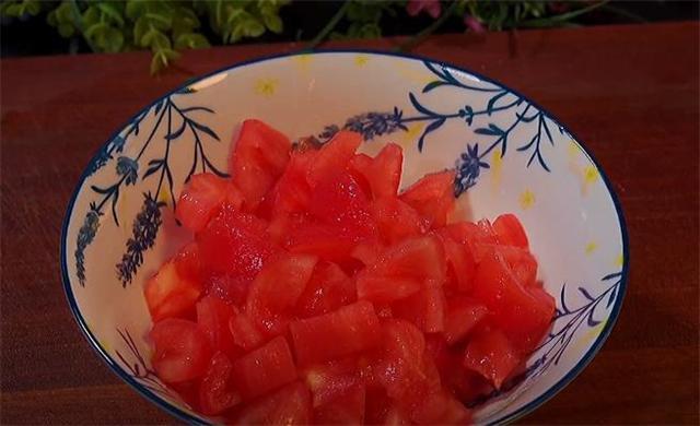 番茄能变成什么美食（番茄的功效与作用是什么）