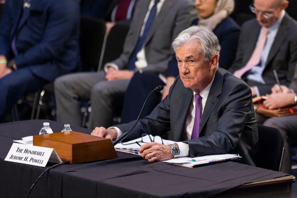 亿万富豪阿克曼正筹备让潘兴广场及新基金明年初上市