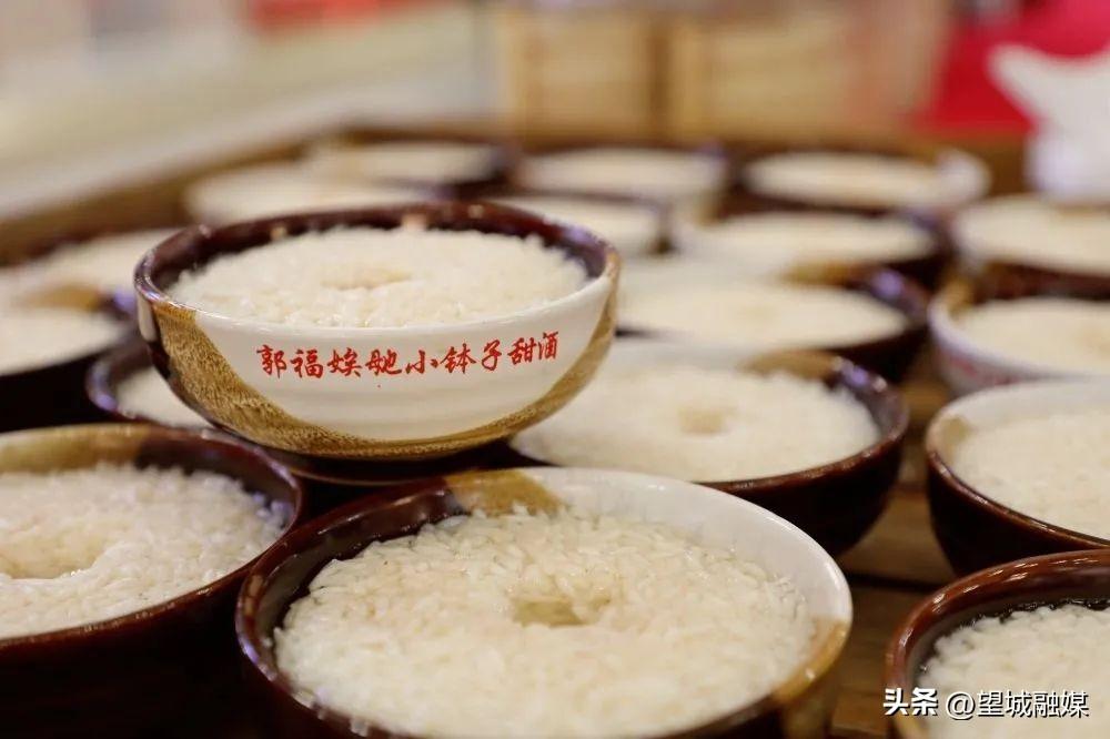 美食打卡有什么特色（求推荐必打卡的景点和美食）