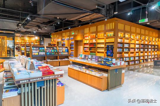 石家庄图书大厦升级为“书城”，老书店换新颜，成为新网红打卡地