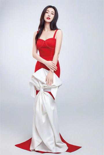 朱珠最惊艳的三张全身照片