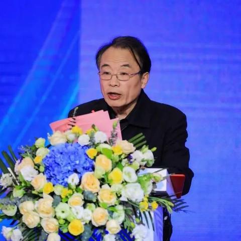 湖南省和安徽省哪个离福建省最近？