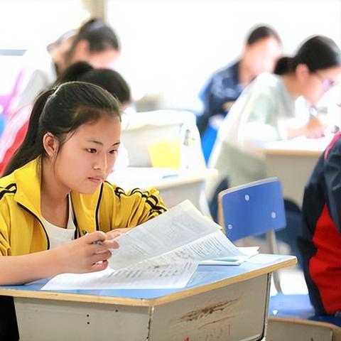 武汉市中考带什么证件去