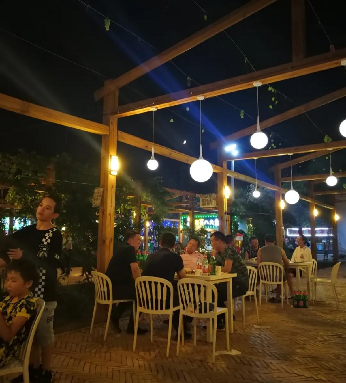 吐鲁番有什么特色美食（新疆哪款小吃让你记忆最深刻）