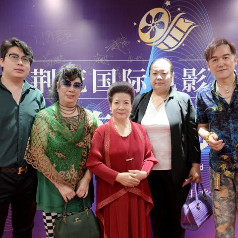 临沂市和香港哪个大