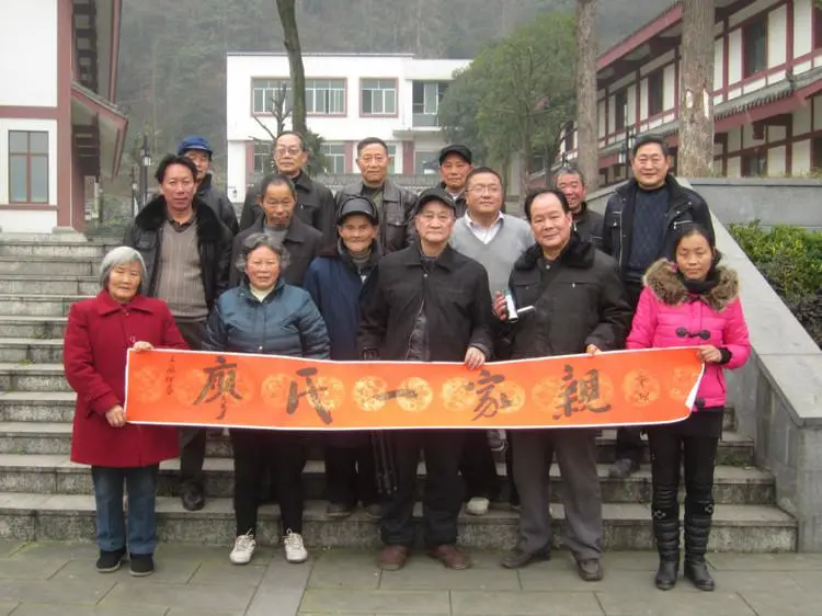 shopee怎么查看同行 怎么查看快手小店同行佣金