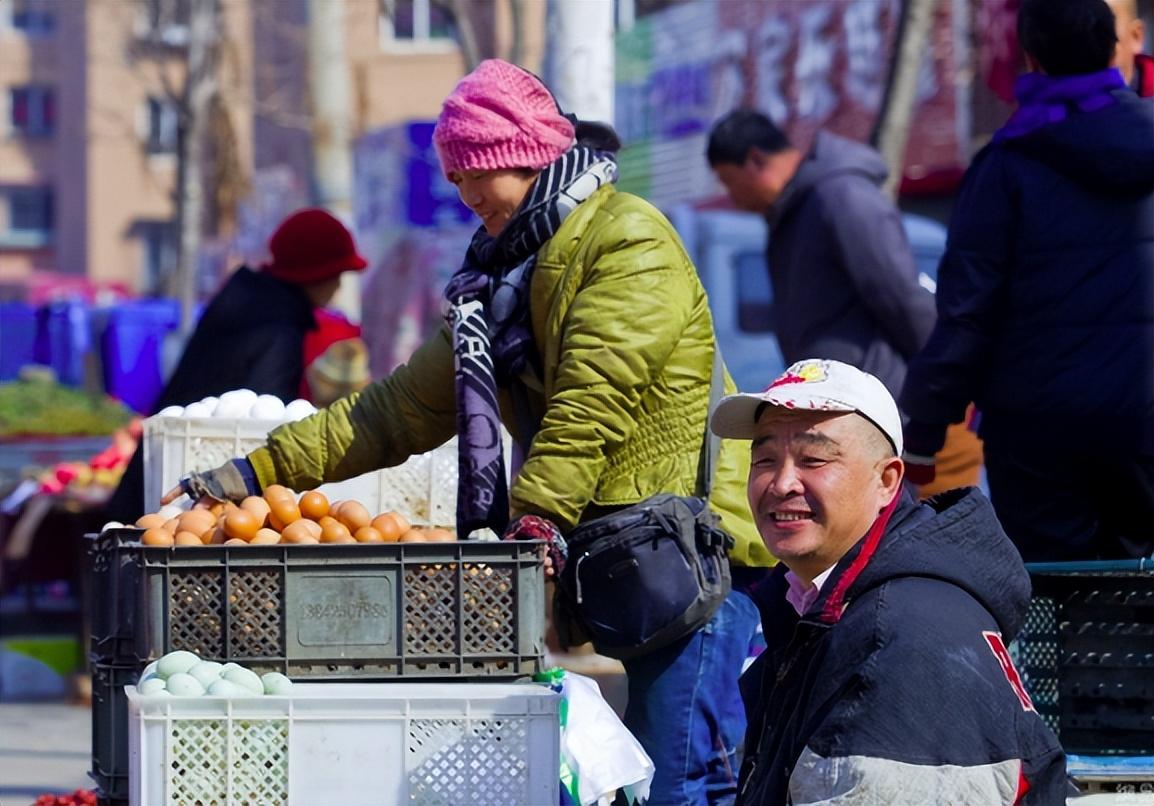 公司辞退员工没有提前通知需要支付赔偿金吗 公司未提前一个月通知辞退员工赔偿金