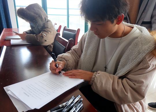 冷门事业编享公务员3倍薪资，专科学历可上岗，报考人数依旧很少