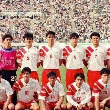 40后足球运动员名单的长尾关键词有哪些