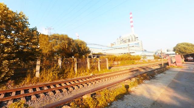 火车和铁轨哪个最先被发明出来