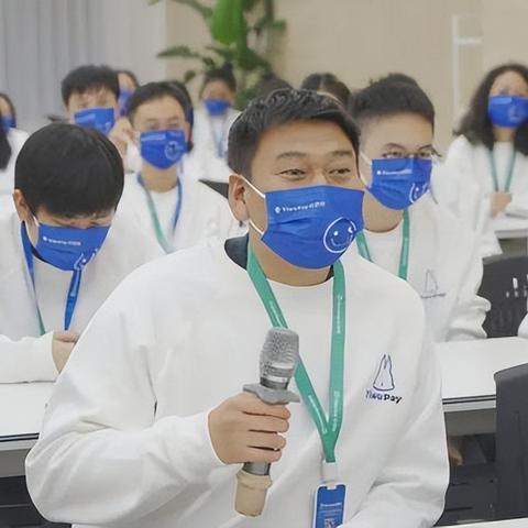 跨境电商各职位职责的相关长尾关键词有哪些