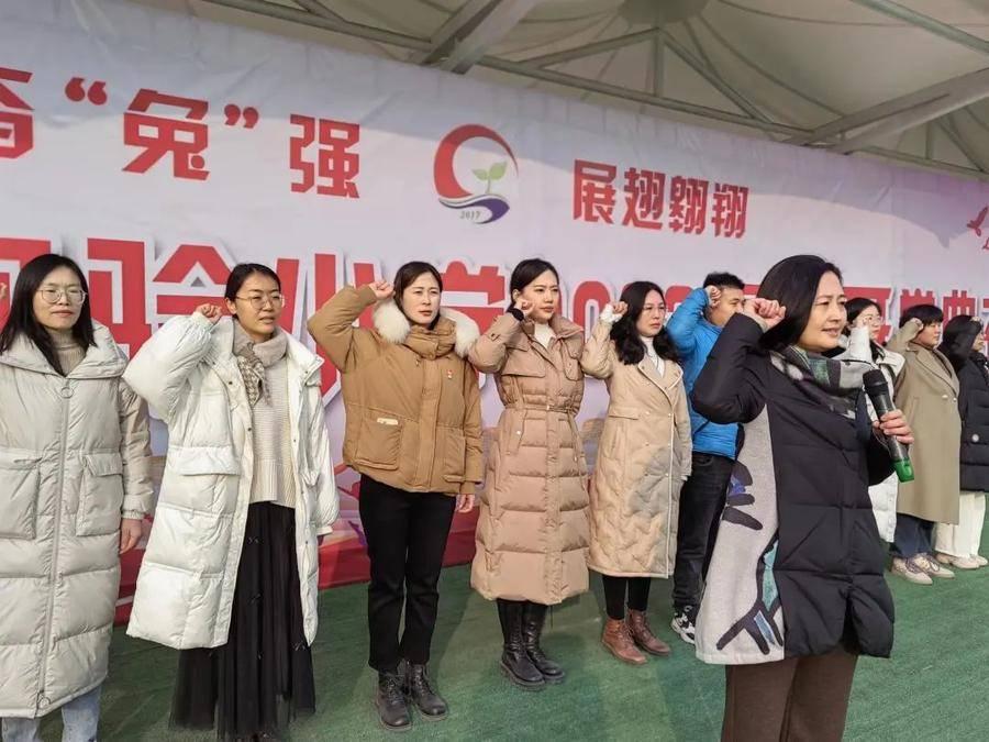 男宝宝起名兔姓薛怎么取(为什么贾母看尤二姐时要看手)