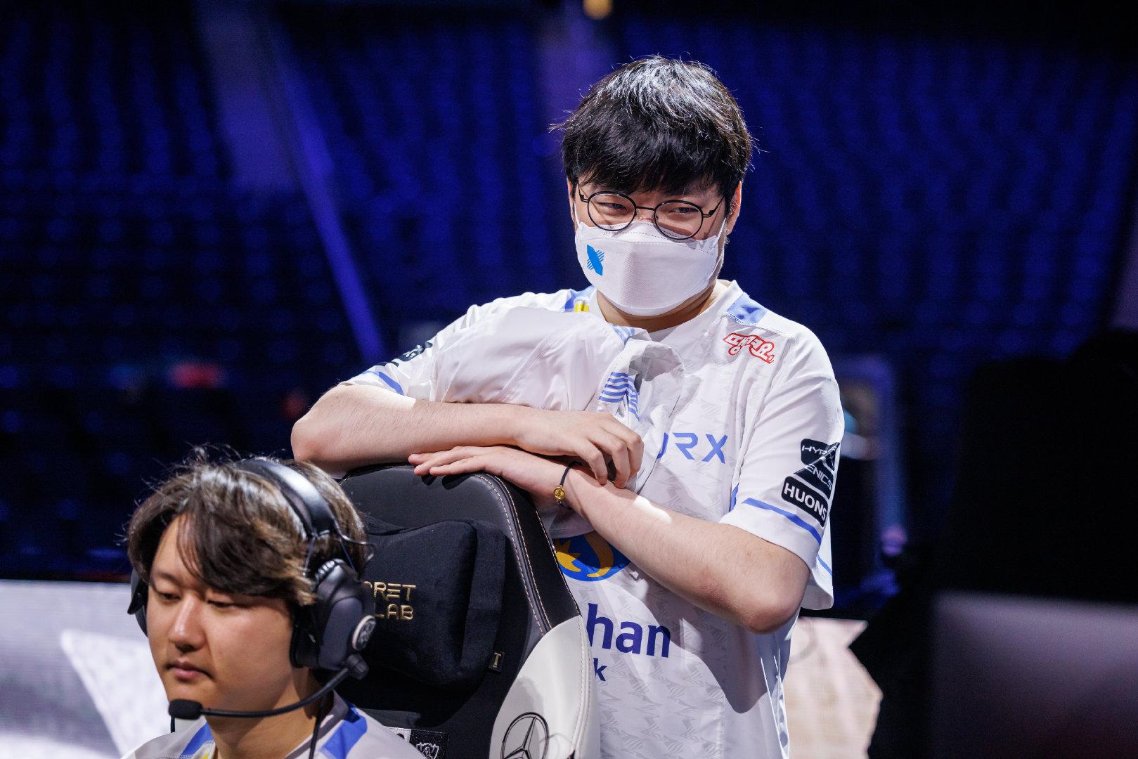 原神里怎么去雪山之巅（原神风场怎么下落）