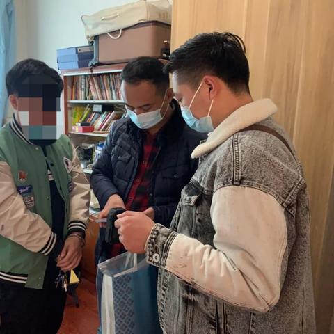 怎么删除银行卡里的收款人？