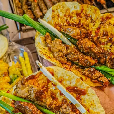 厦门岛内淄博烧烤的相关长尾关键词有哪些