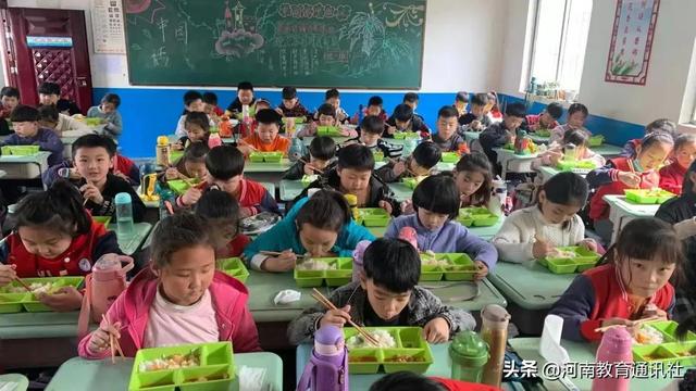 学校每周5天都要开展课后服务