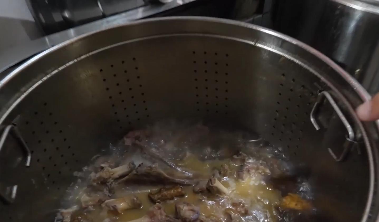 印度美食都加什么（女生说印度飞饼什么意思）