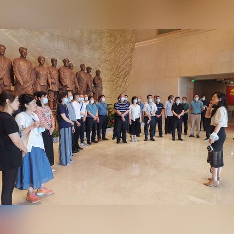 武汉市正局级是什么级