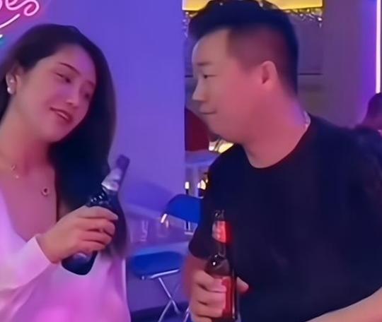 武穴张良弟弟发声，被问良嫂被绑转移话题，直言：养狗都比养三好