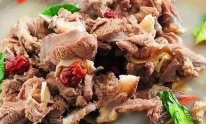 达州美食有些什么菜（四川达州正宗黄焖鱼）